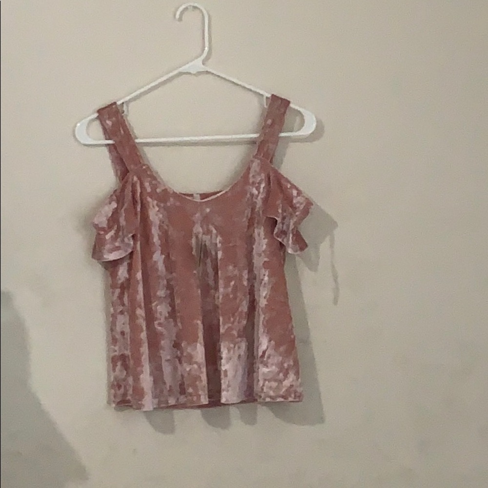 Cropped tank top. Pink velvet